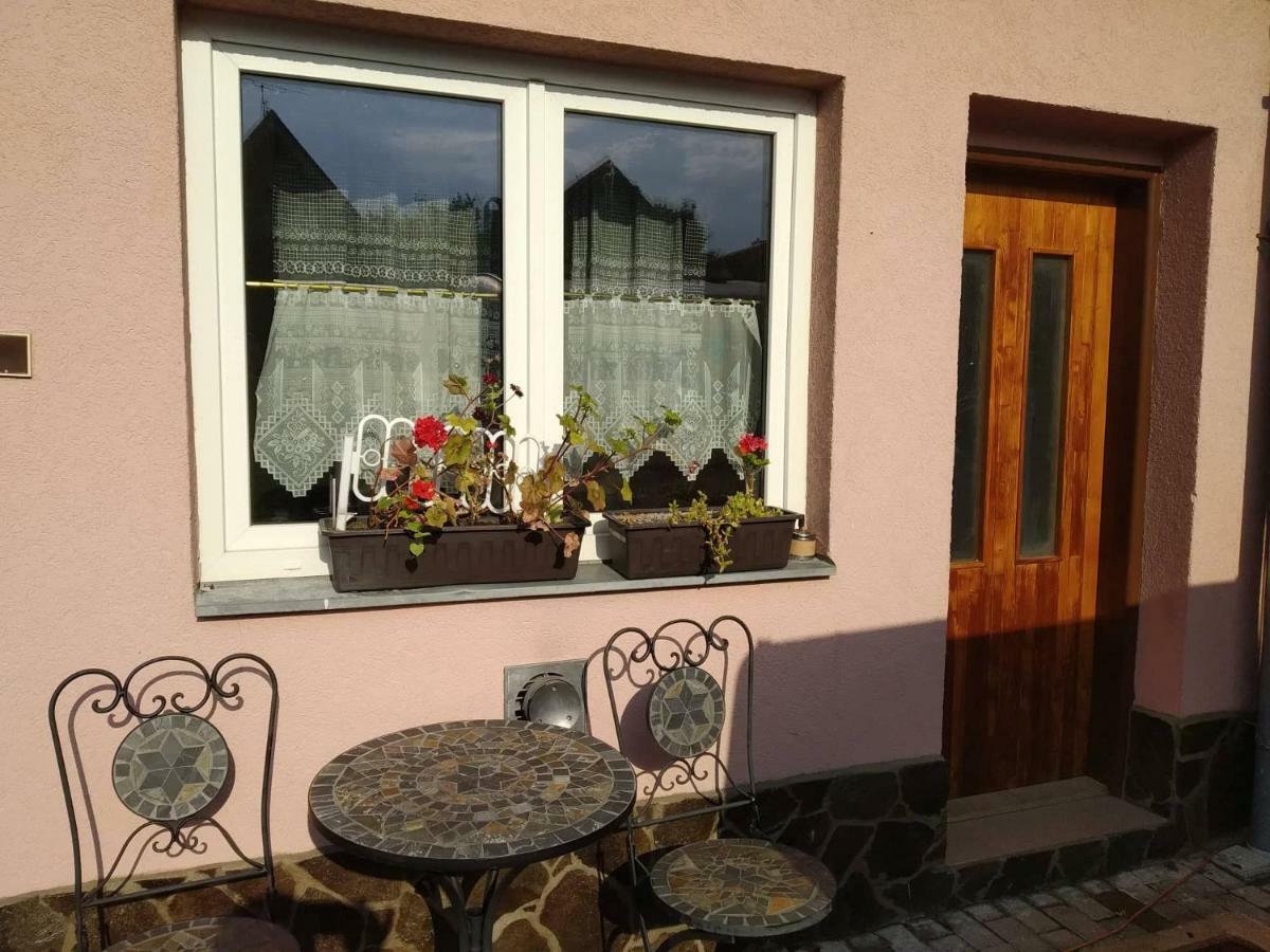 Apartman Gabika Na Zahori Apartment Malacky Exterior photo