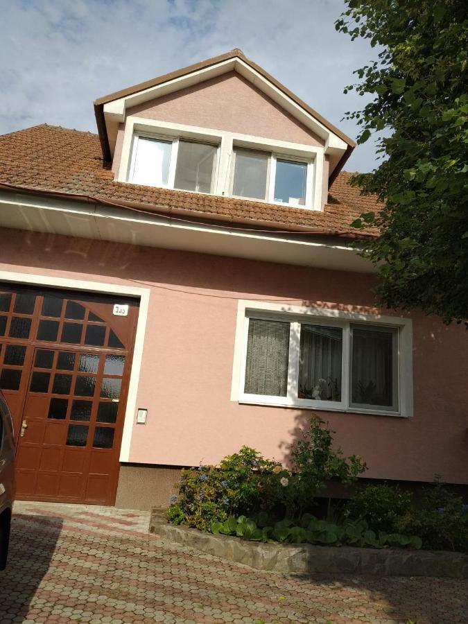 Apartman Gabika Na Zahori Apartment Malacky Exterior photo